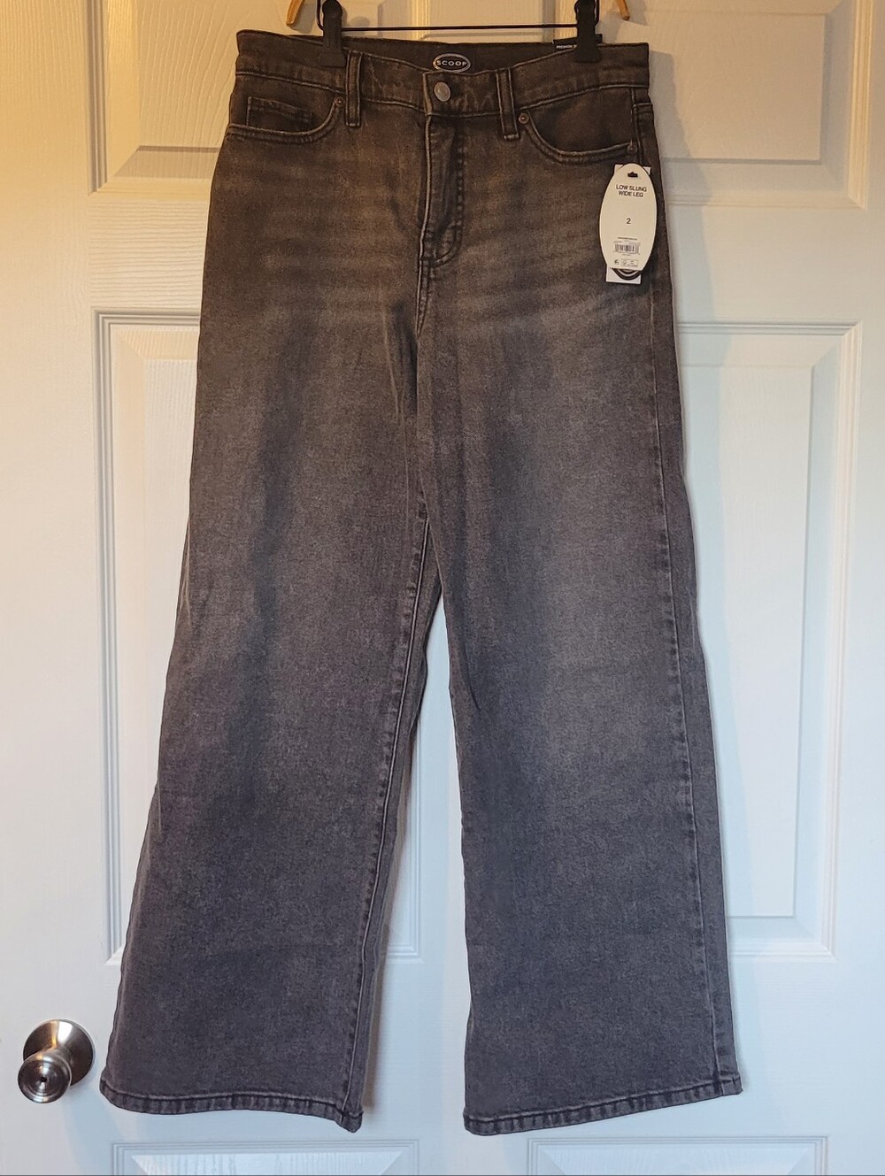 Black Low Slung Wide Leg Jeans. Size2. New With Tags